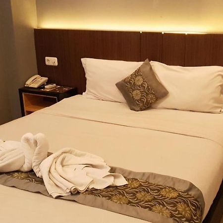 Sunrise Hotel Jogja Kejayan Exterior foto